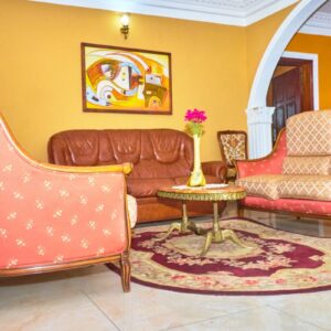 Versailles Harmonie – Furnished apartment in PK12, Douala