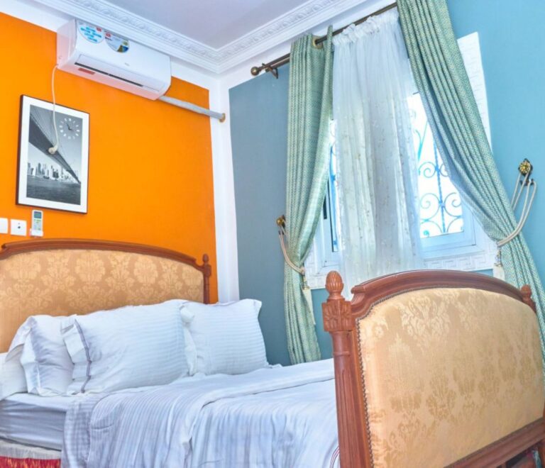 Bed Room