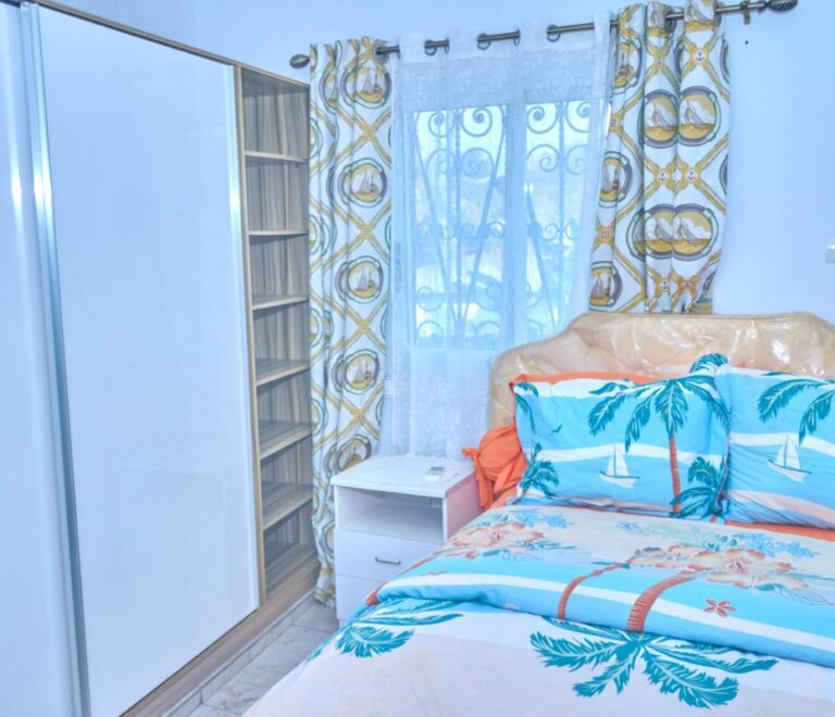 Bed Room